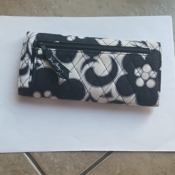 Wallet - Picture 2 of 5